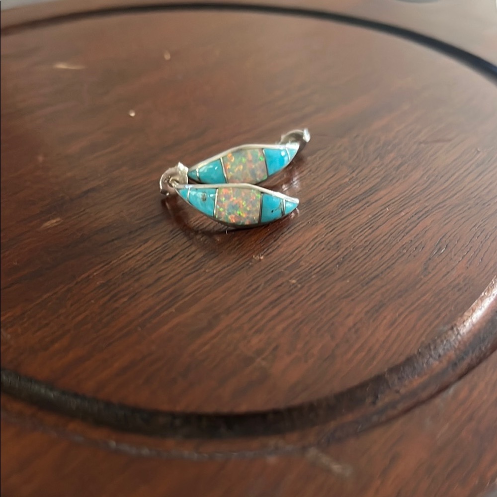 Blue and Silver Bracelet with Turquoise Highlights